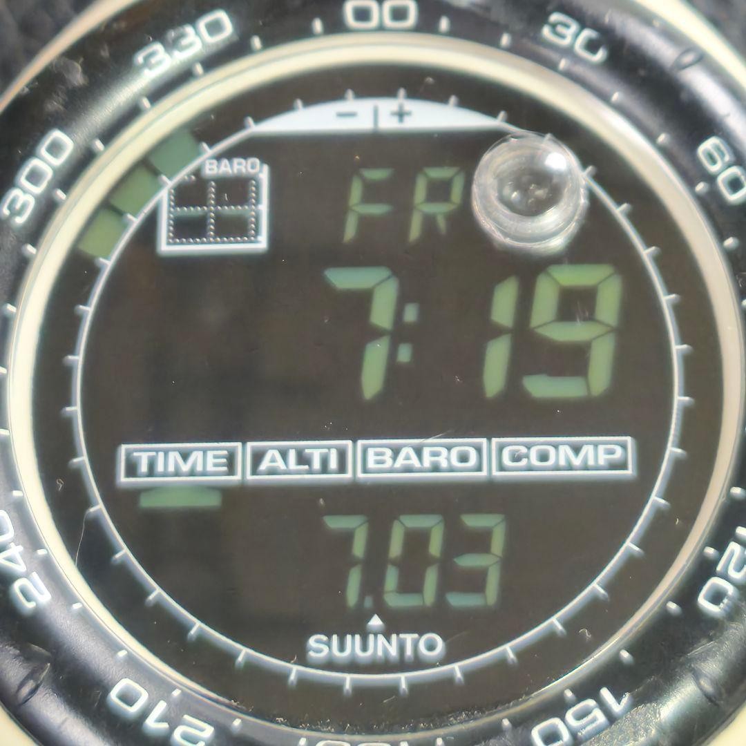 Suunto Vector Digital Watch Khaki Japan Vintage Condition 0713271