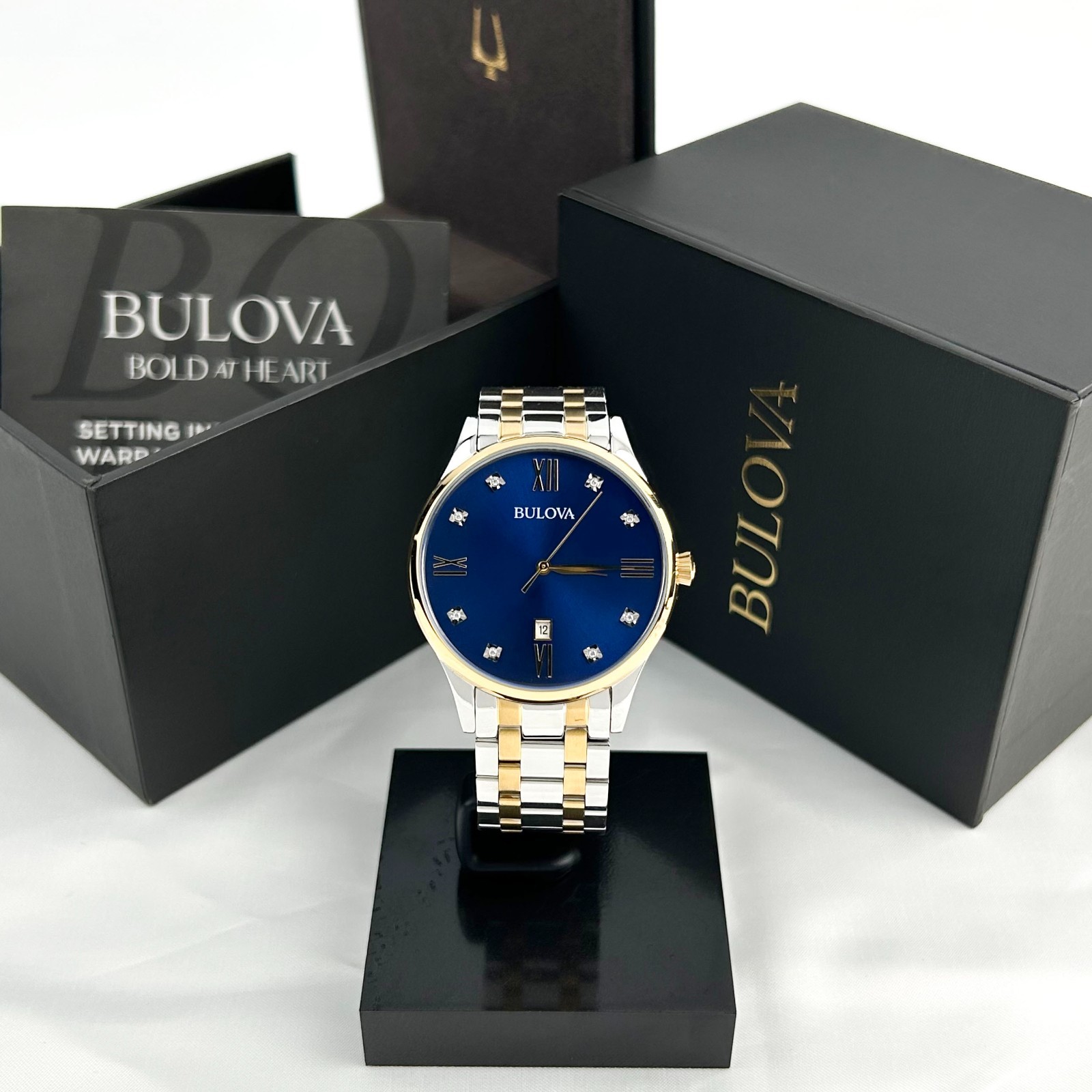 New Bulova Men’s Classic Blue Dial & Two Tone Bracelet 98D130 Quartz Watch 40mm