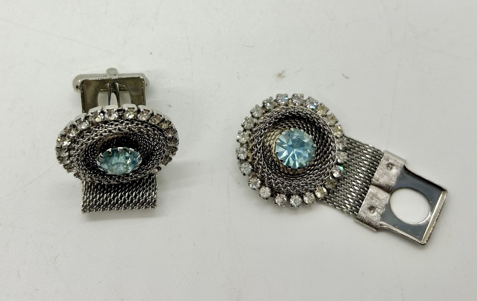 Vintage Silver Toned Blue Aquamarine Stone Wrap Around Cufflinks (missing 1 Bar)