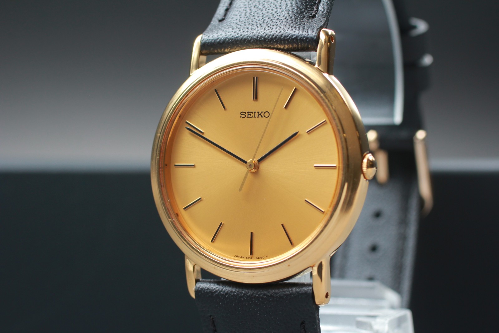 Vtg 1990 N MINT Seiko Chariot 5P31-6C90 Quartz Gold Round Mens Watch From JAPAN