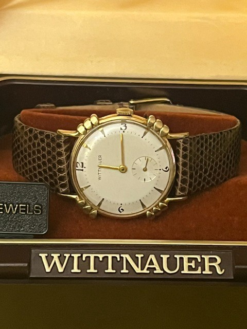 Vintage Wittnauer 14K Solid Gold – 1950’s Art Deco Men’s Watch – With case & box