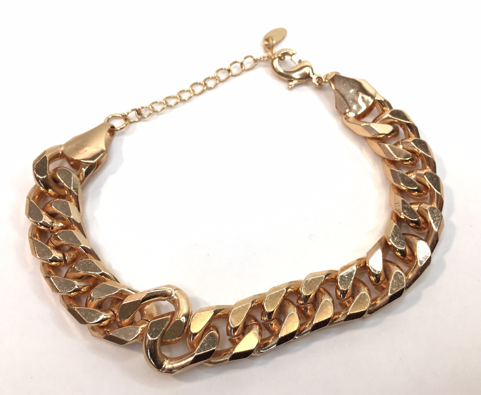 Gold Tone Chunky Curb Link Bracelet Signed But Can’t Identify 8″ + 2″ Extender