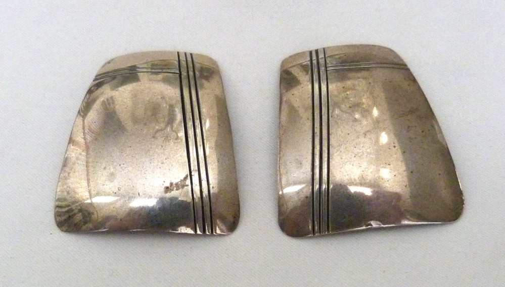 1 5/8″ LONG VINTAGE MARIAN NEZ NAVAJO NATIVE AMERICAN STERLING SILVER EARRINGS