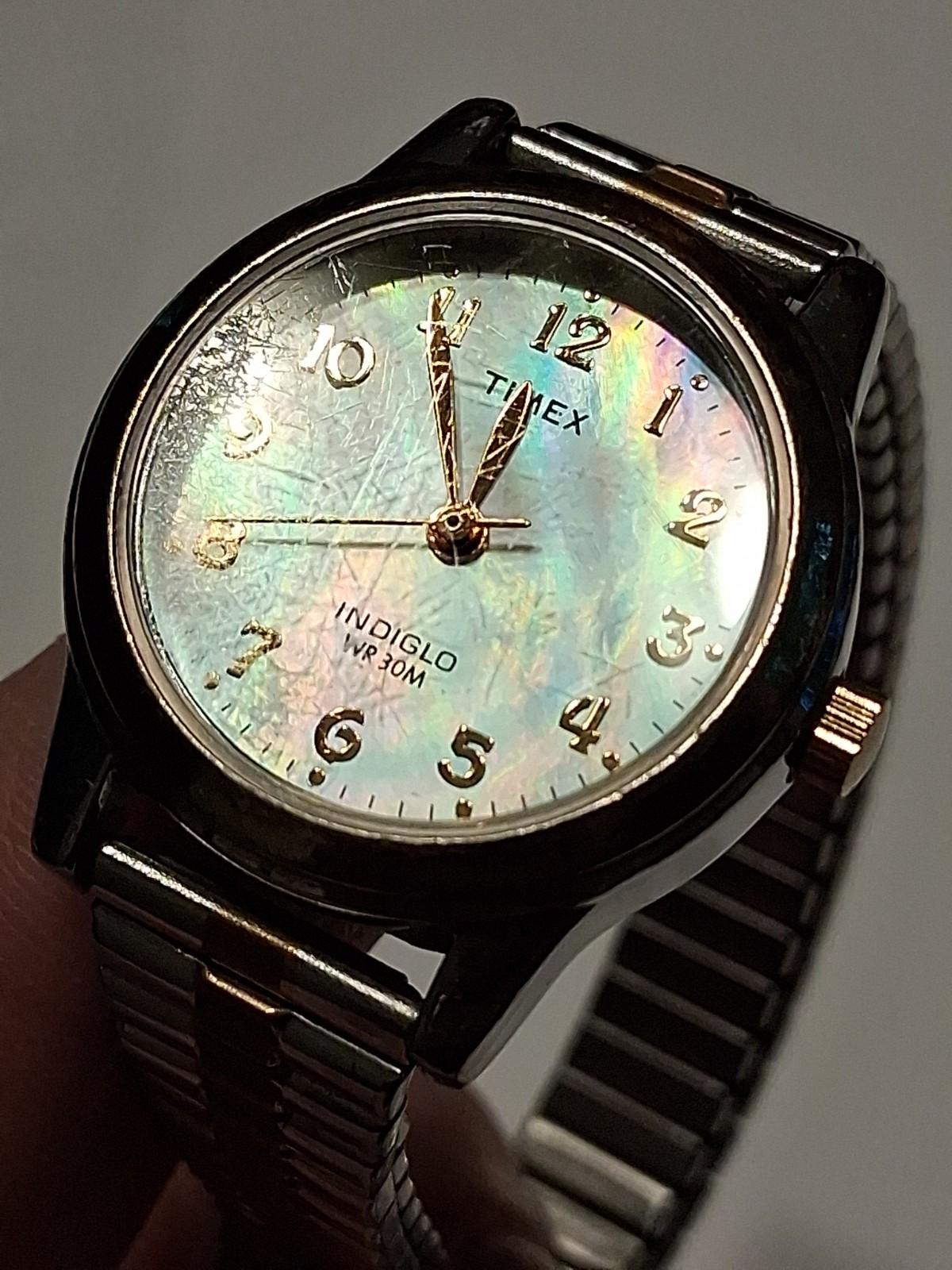 Timex Essex Avenue Women’s Watch Two-Tone/Mother of Pearl USED See Details