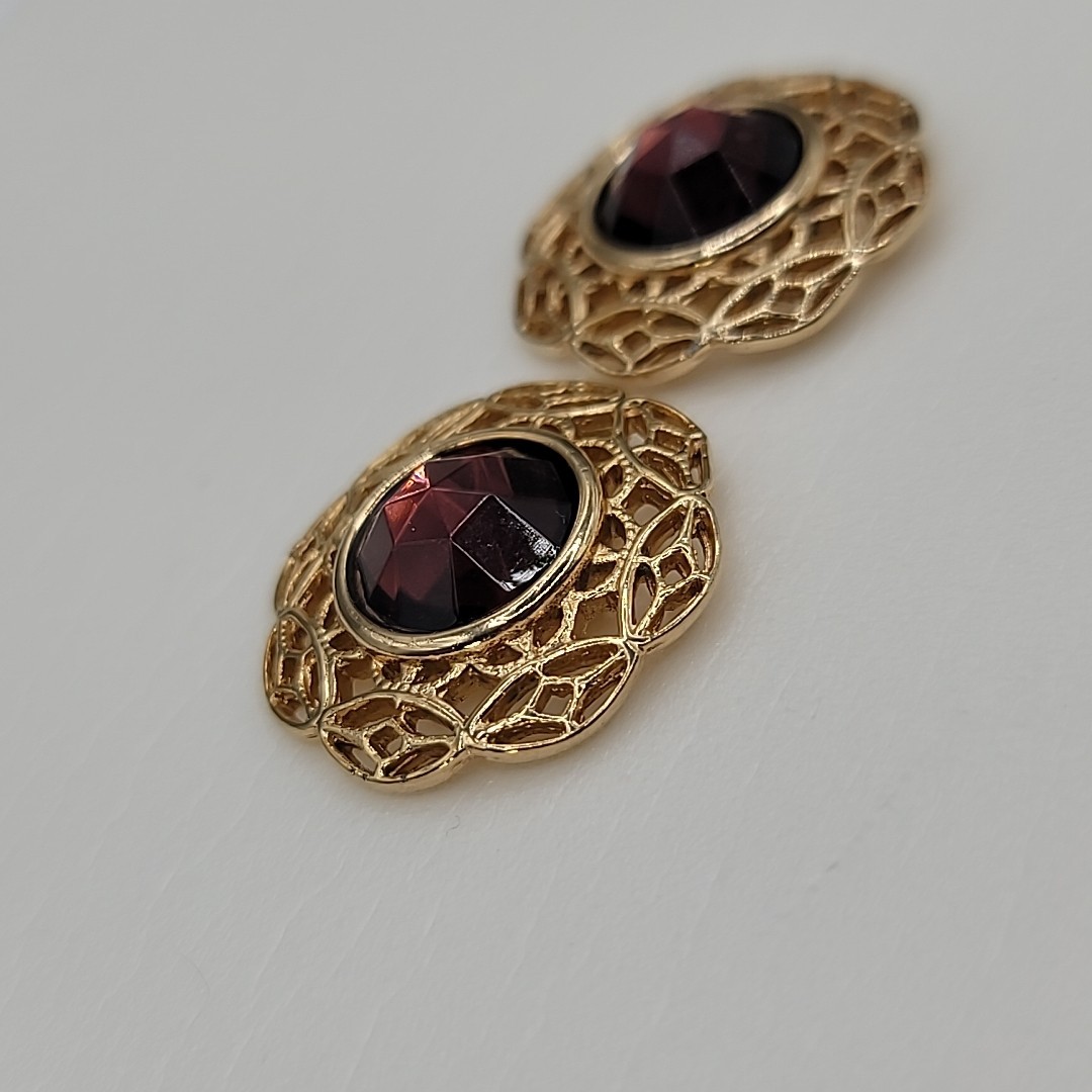 Faux Amethyst Colored Faceted Rhinestone Filigree Round Post Vintage Earrings