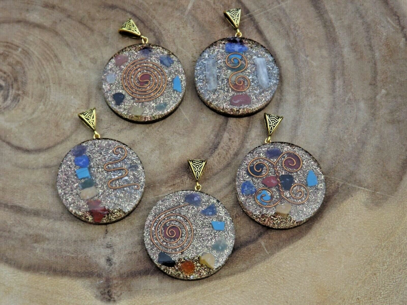 Orgone Chakra Healing 1.5″ Round Pendant 7 Chakra Stones Necklace Pendant