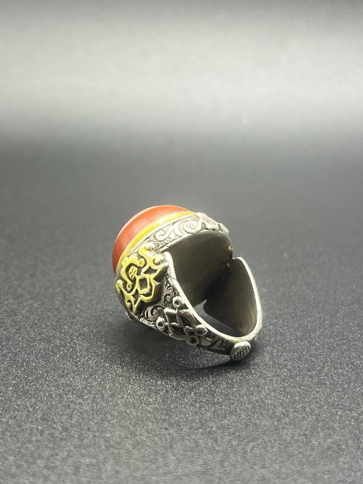 An Antique silver & agate Afghan sulemani ring , mid 20th century