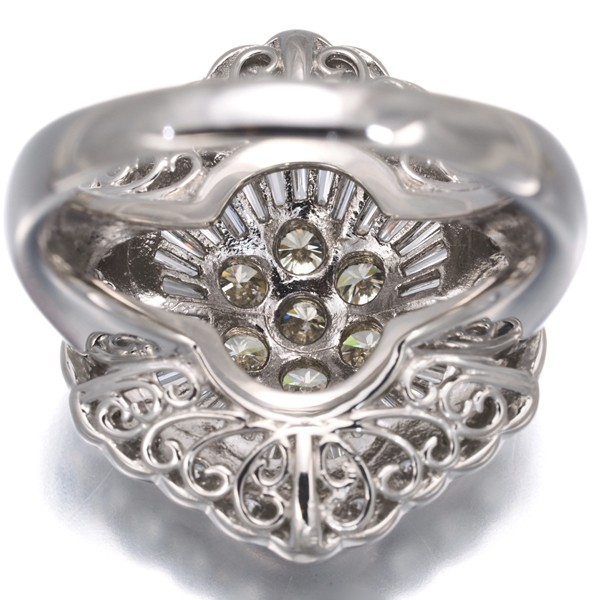 Light Yellow &Clear Diamond 1.83ct Tapered-cut Ring 900 Platinum