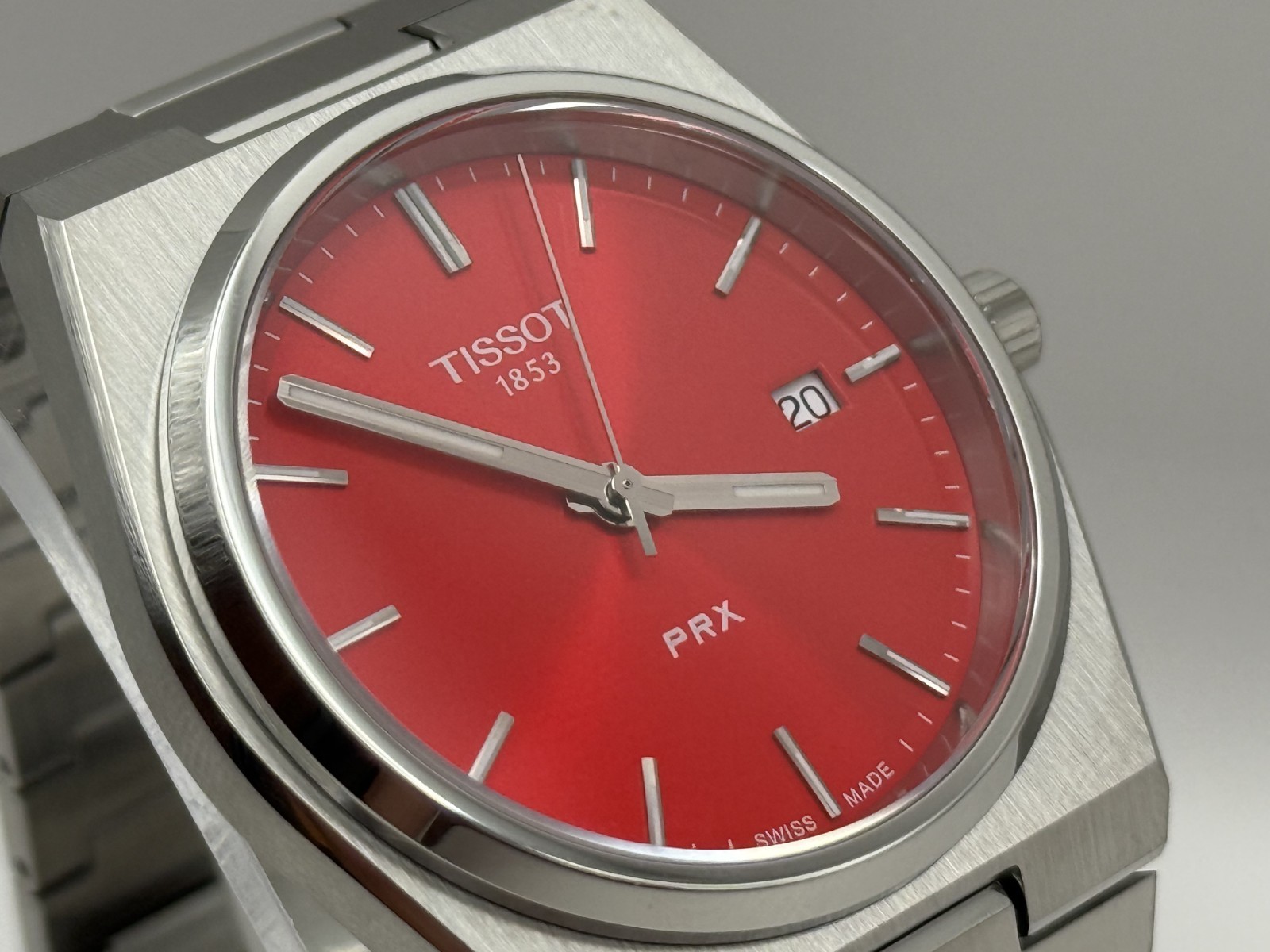 Tissot PRX 40mm Red Dial Stainless steel Adults Watch T137.410.11.421.00