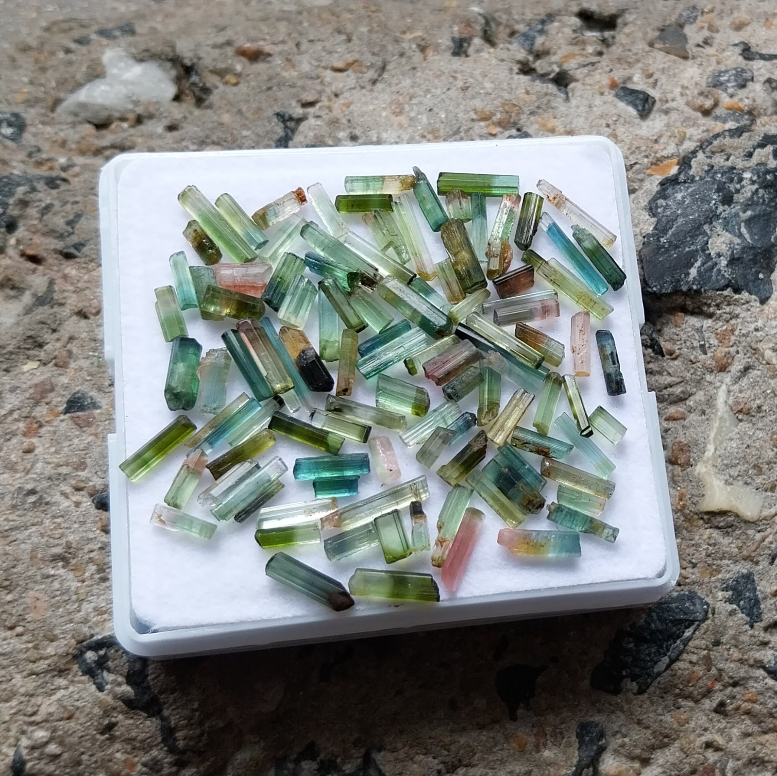 42 Carat 4.5 to 13 MM Natural Green Bi Color Tourmaline Pencil 105 Piece Lot