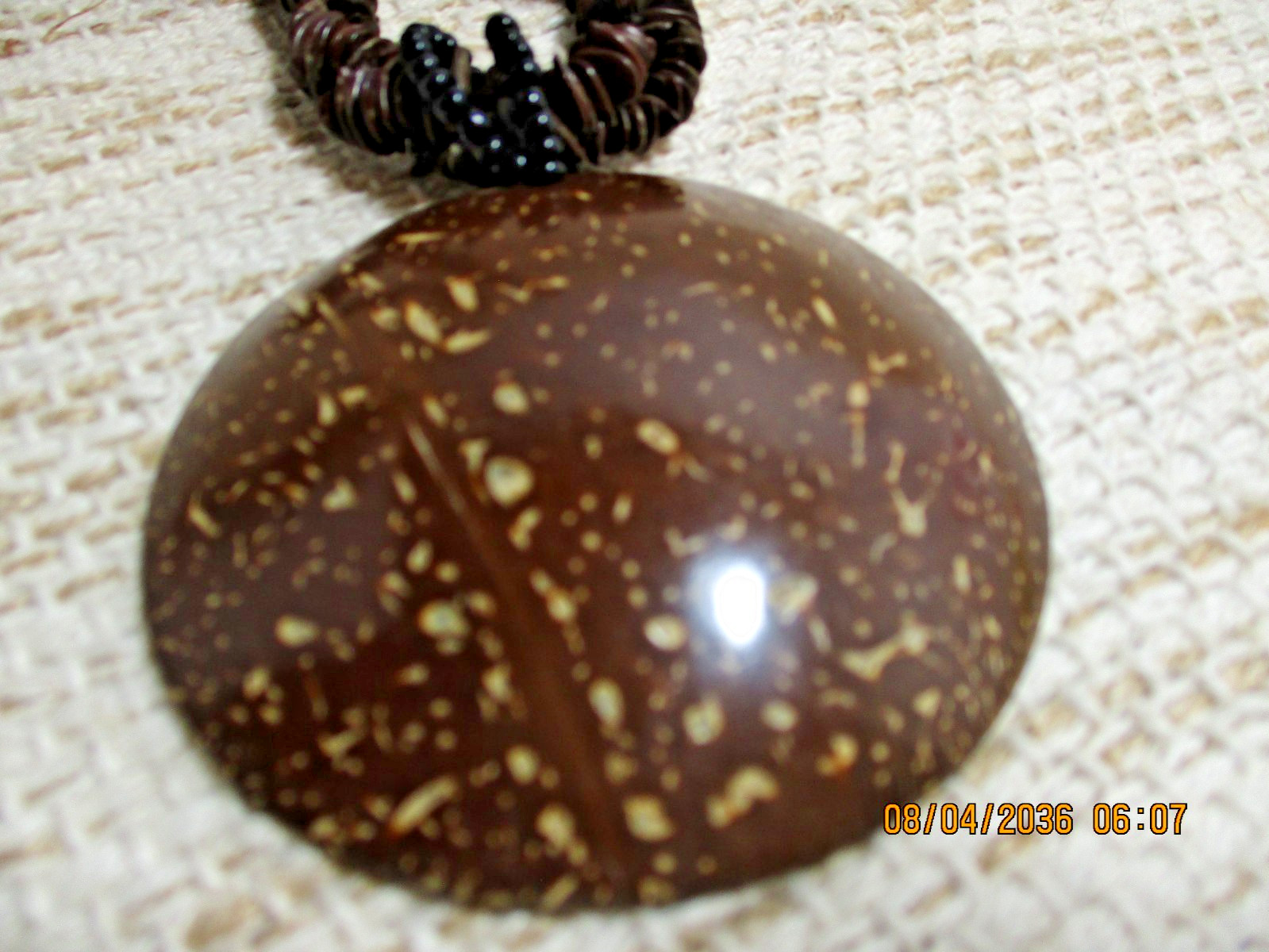 14″ Brown Wooden Necklace Round Coconut Pendent Seed beads Casual Bohemian