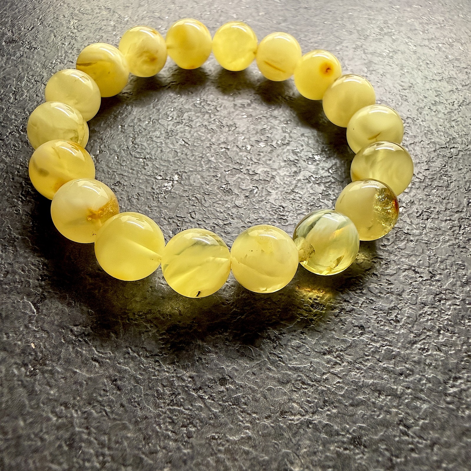 Unique honey Whole Stone natural Amber Bracelet 17 Beads 11.5mm 16.08g