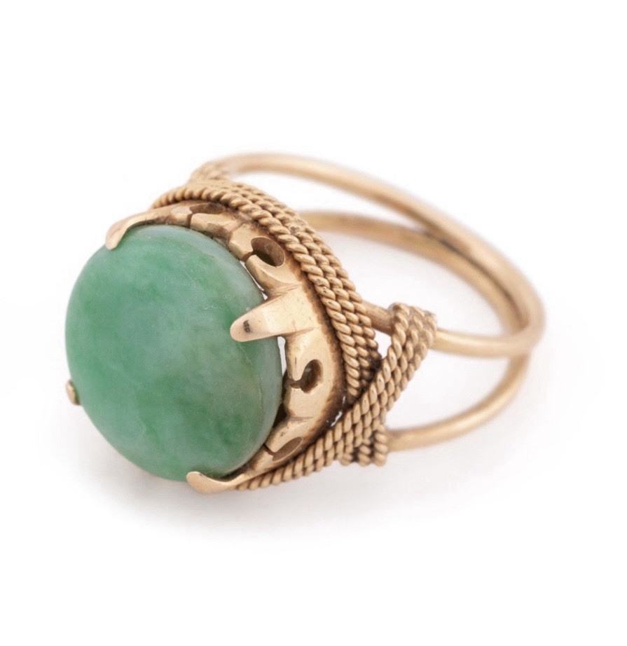 Mondia 18K Gold Jadeite Cabochon Ring 13.7mm Green Jade Vintage Size 8