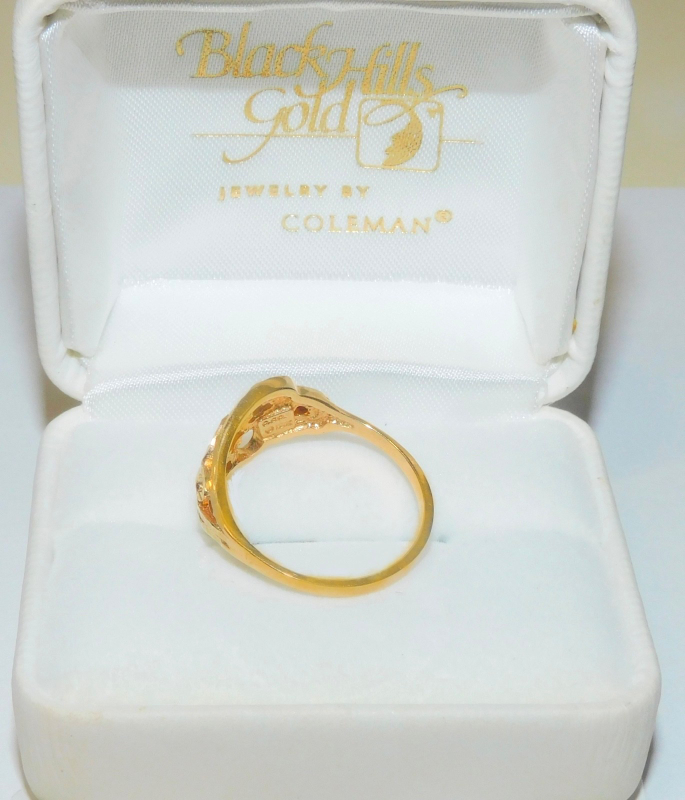 Black Hills Gold 10k Three Leaf Diamond Cut Ring Size 8