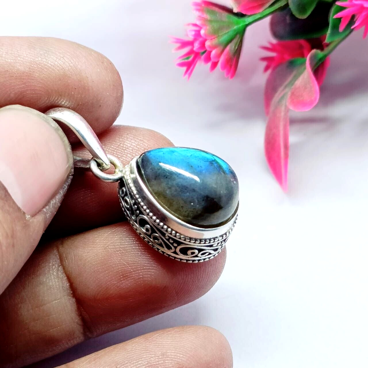 Natural Fire Labradorite Gemstone Handmade Pendant. 925 Sterling Silver pendant.