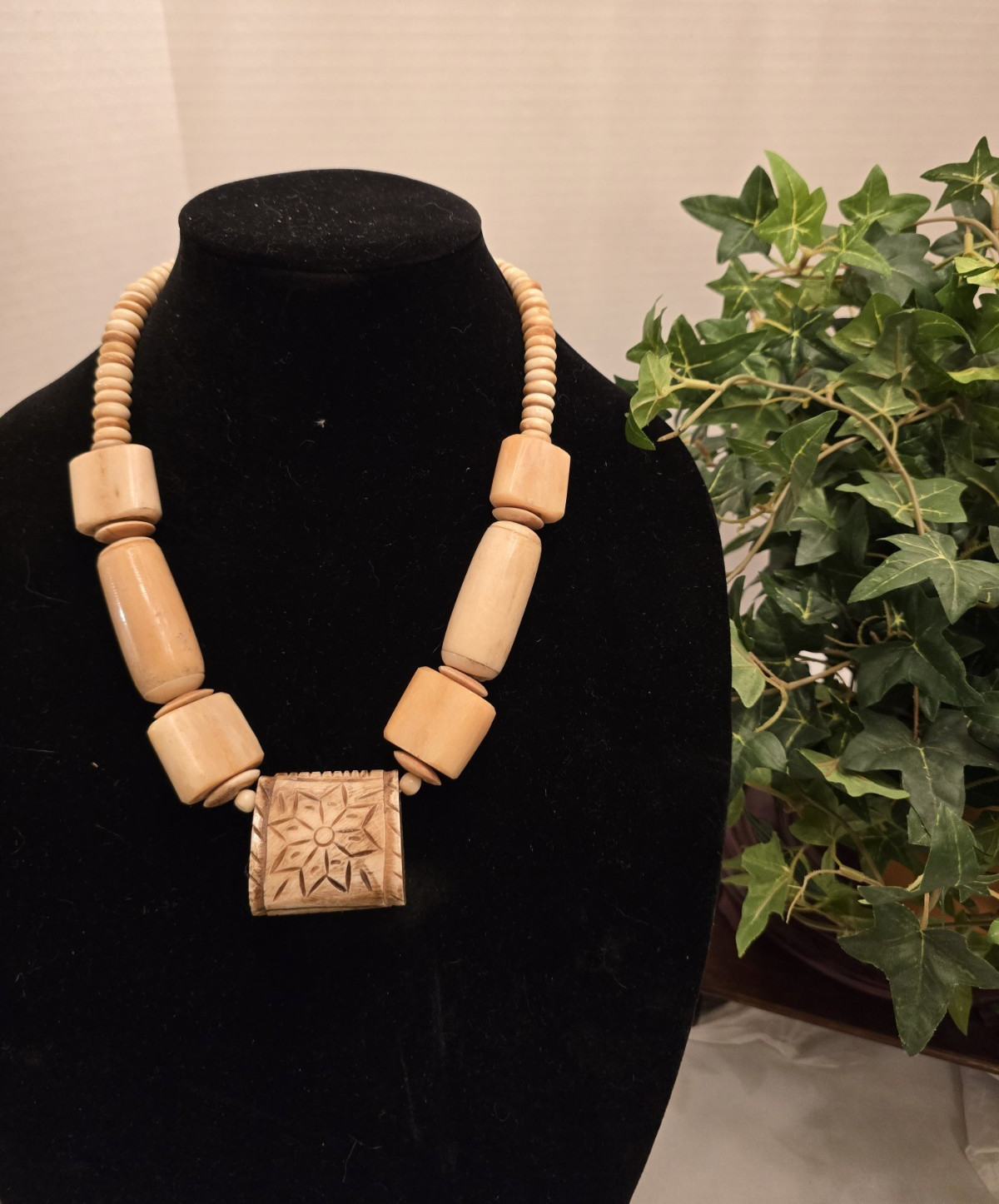Vintage Kenya Hand-Carved Beaded Tribal Boho Necklace with Large Pendant 22″