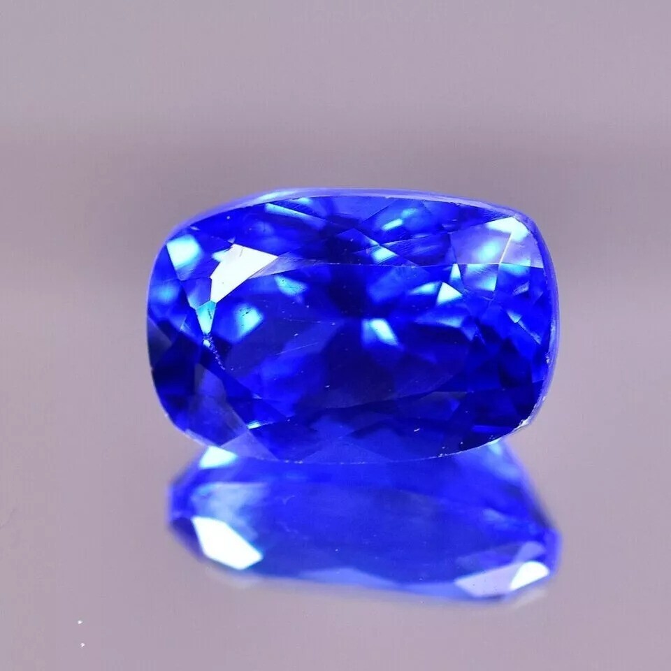 Kashmiri Royal Blue Sapphire 8-10Ct Cushion Natural Loose Gemstone Certified