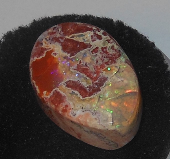 7.10Ct. Mexican Fire Opal Cabochon 15.8×11.4×5.9mm Earth-Mined Gemstone