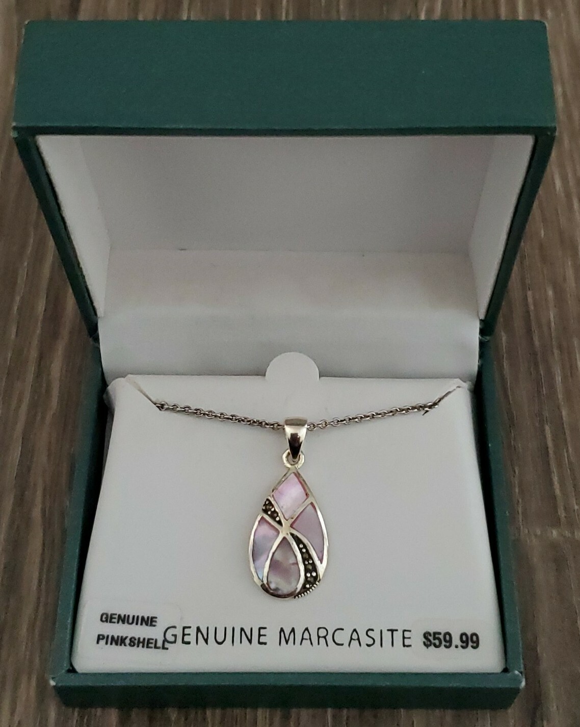 New Silver Genuine pinkshell Necklace w/ Genuine Marcasite.