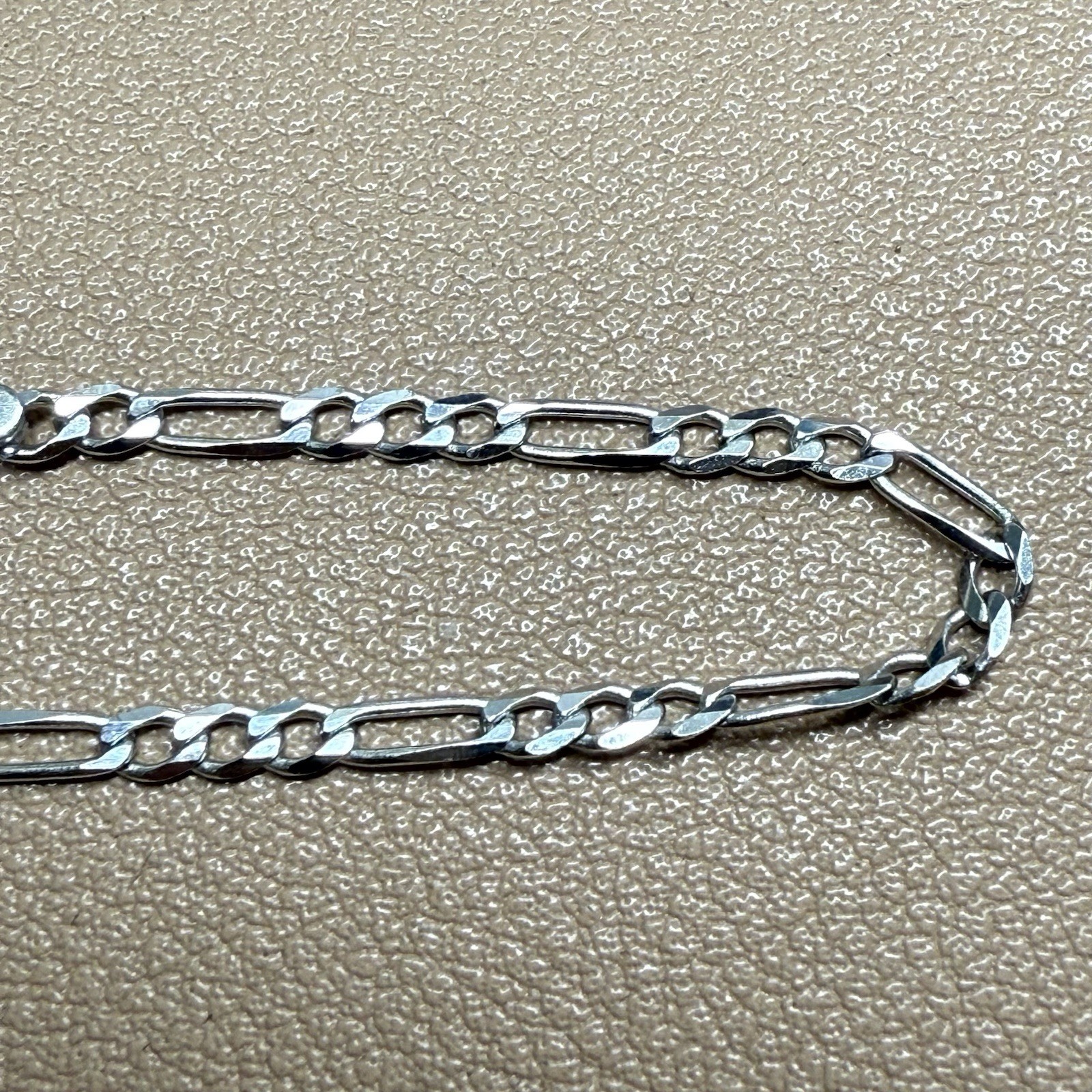 925 Sterling Italy Silver Figaro Flat Link Bracelet 2.3mm 7”