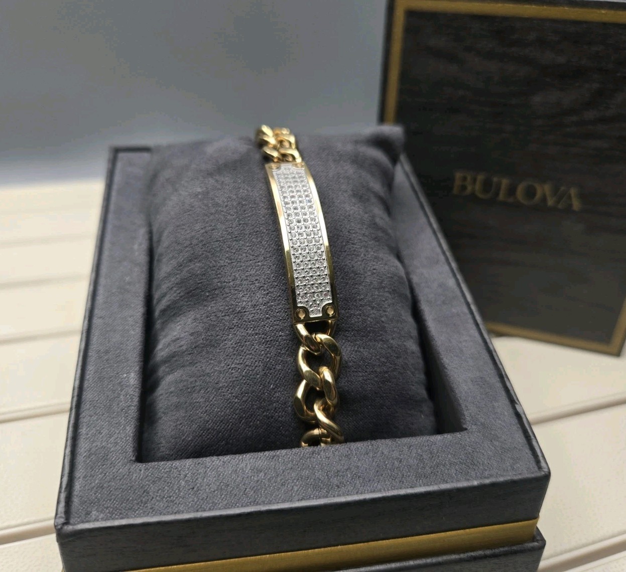 Bulova 98K106 Genuine Gold Tone Crystal Bracelet OEM Gift Set Bracelet Only