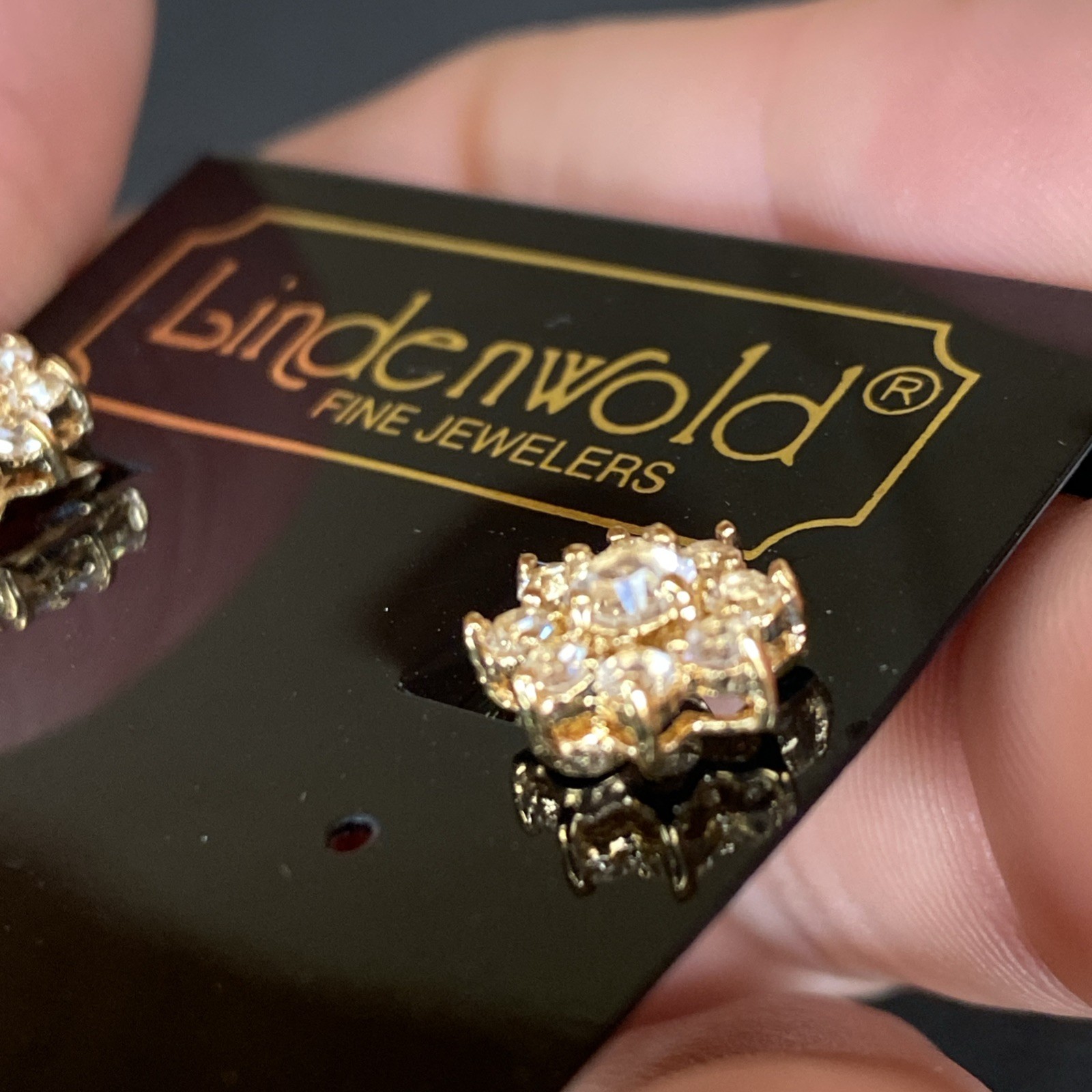 Vtg Lindenwold Fine Jewelers Gold Tone Faced Crystal Rhinestone Cubic Z Clip On