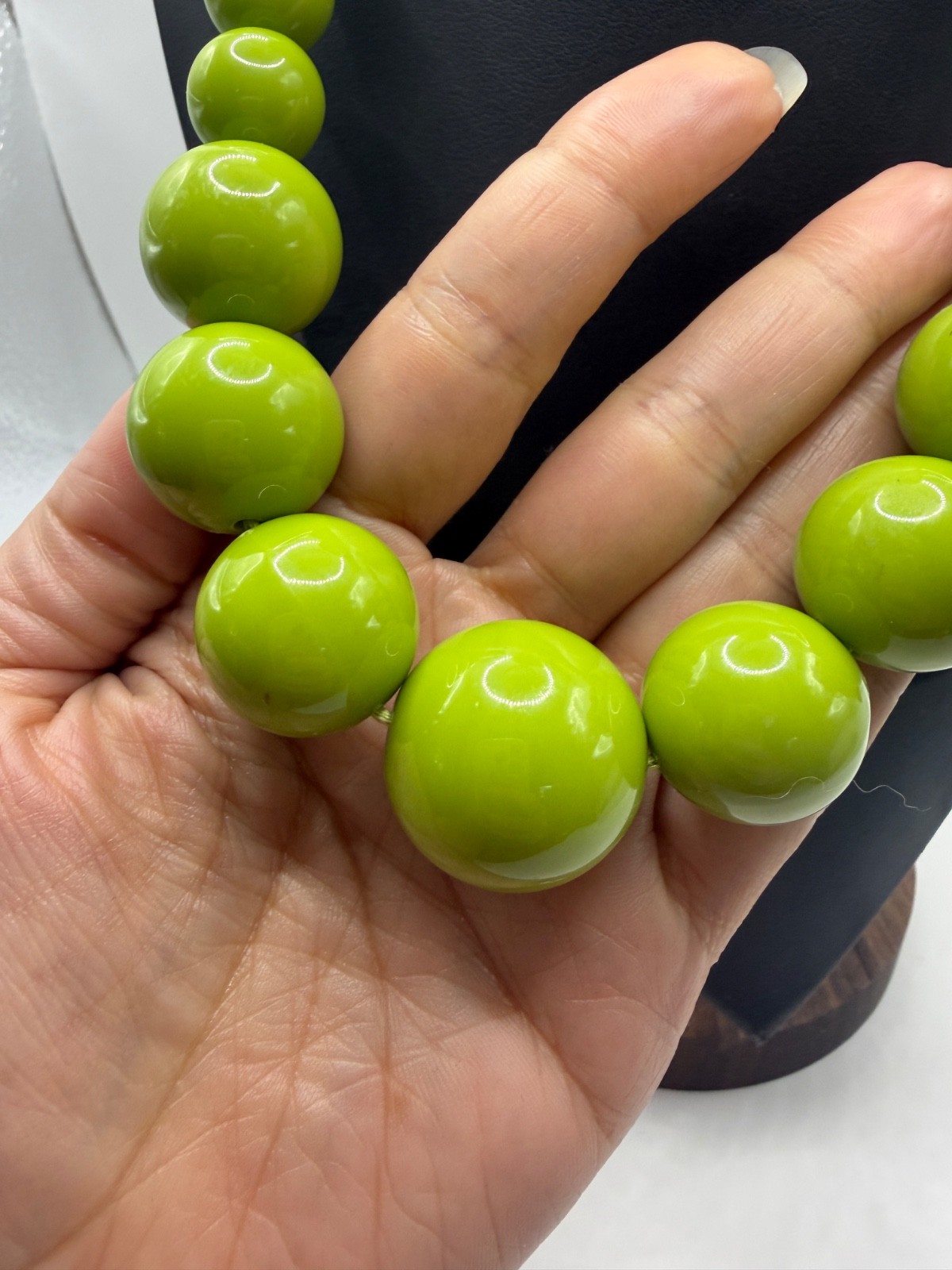 Lime Green Statement Necklace Chunky Graduated Beads Flower Accent Dopamine 21″