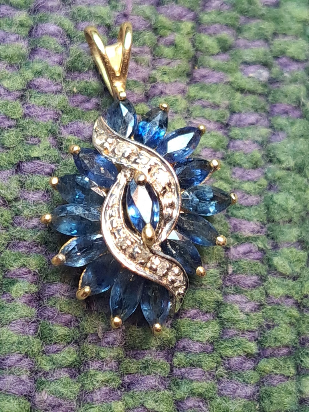 Solid 14k Yellow Gold Designer Pendant Amethyst-Diamond 25MM X 15MM 3 Grams 12-2