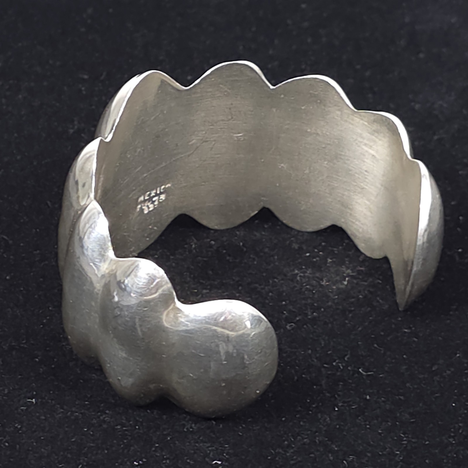 Sterling Silver Scalloped Cuff Bracelet Mexico 925 Wavy Modernist Design 50g