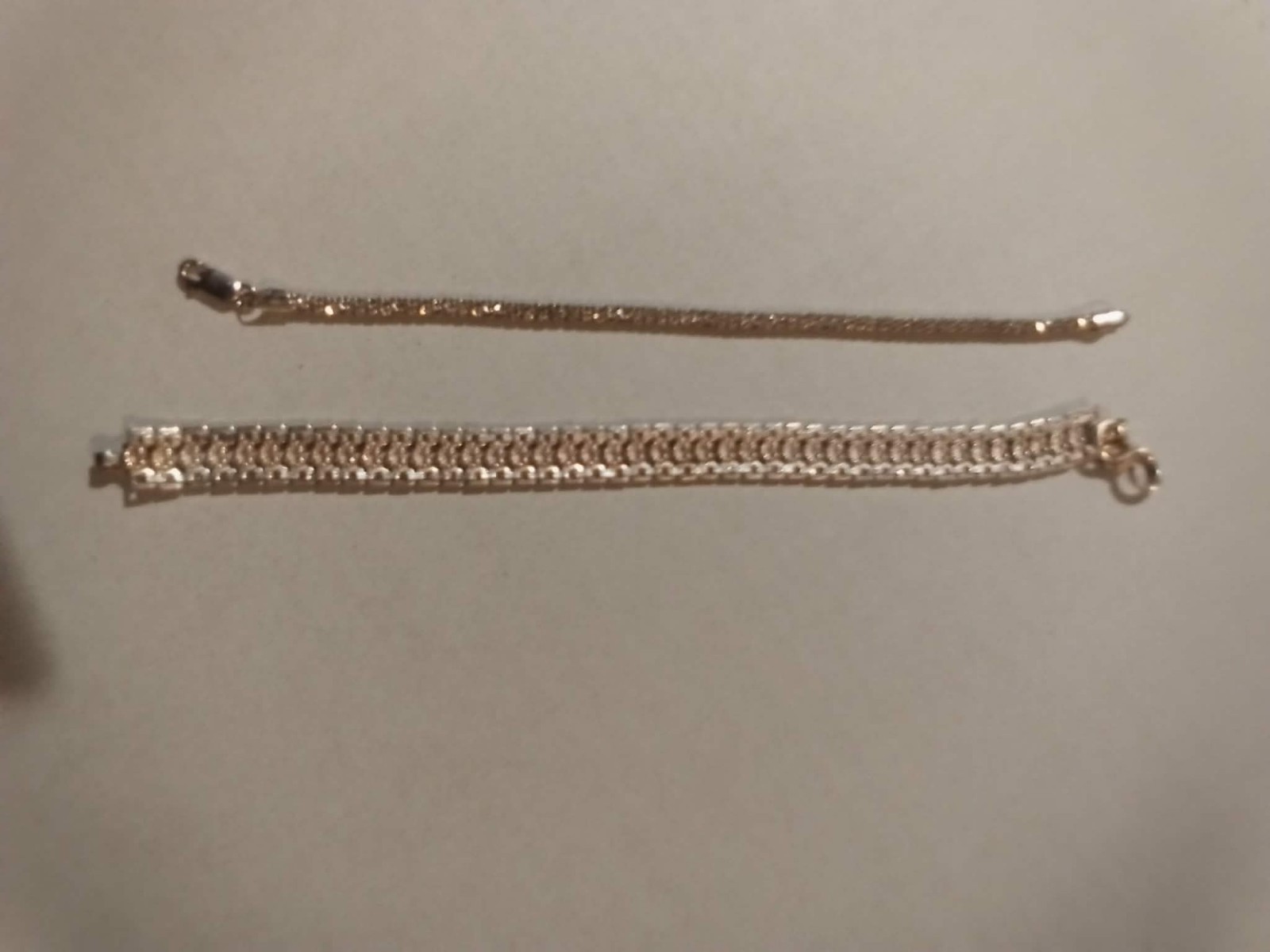 Pretty Silver Tone Bracelet with ruby design