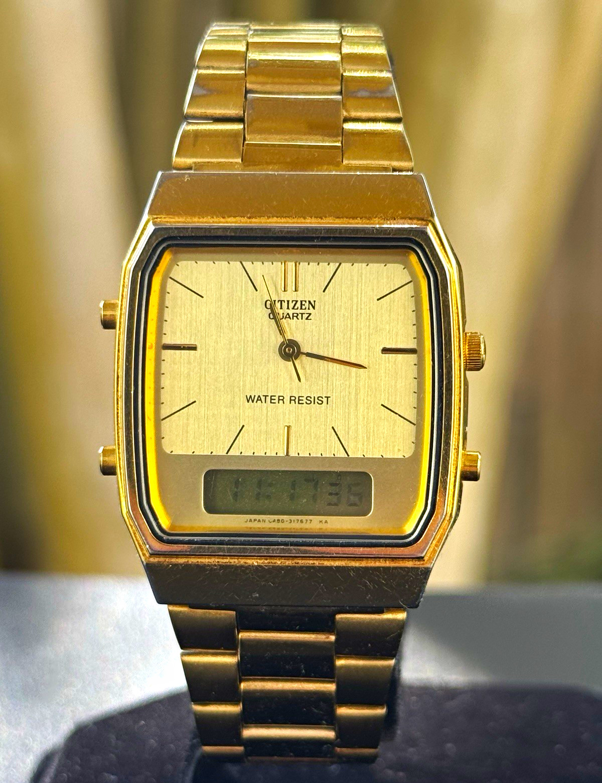 Citizen Quartz Vintage Analog-Digital LCD Gold Tone 31mm | Alarm Chrono Date