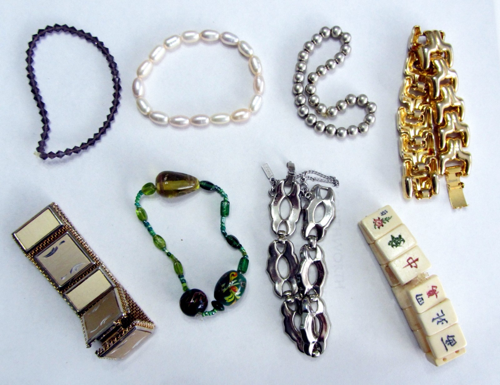 Lot C13 Fashion Jewelry 8 Bracelets every occasion