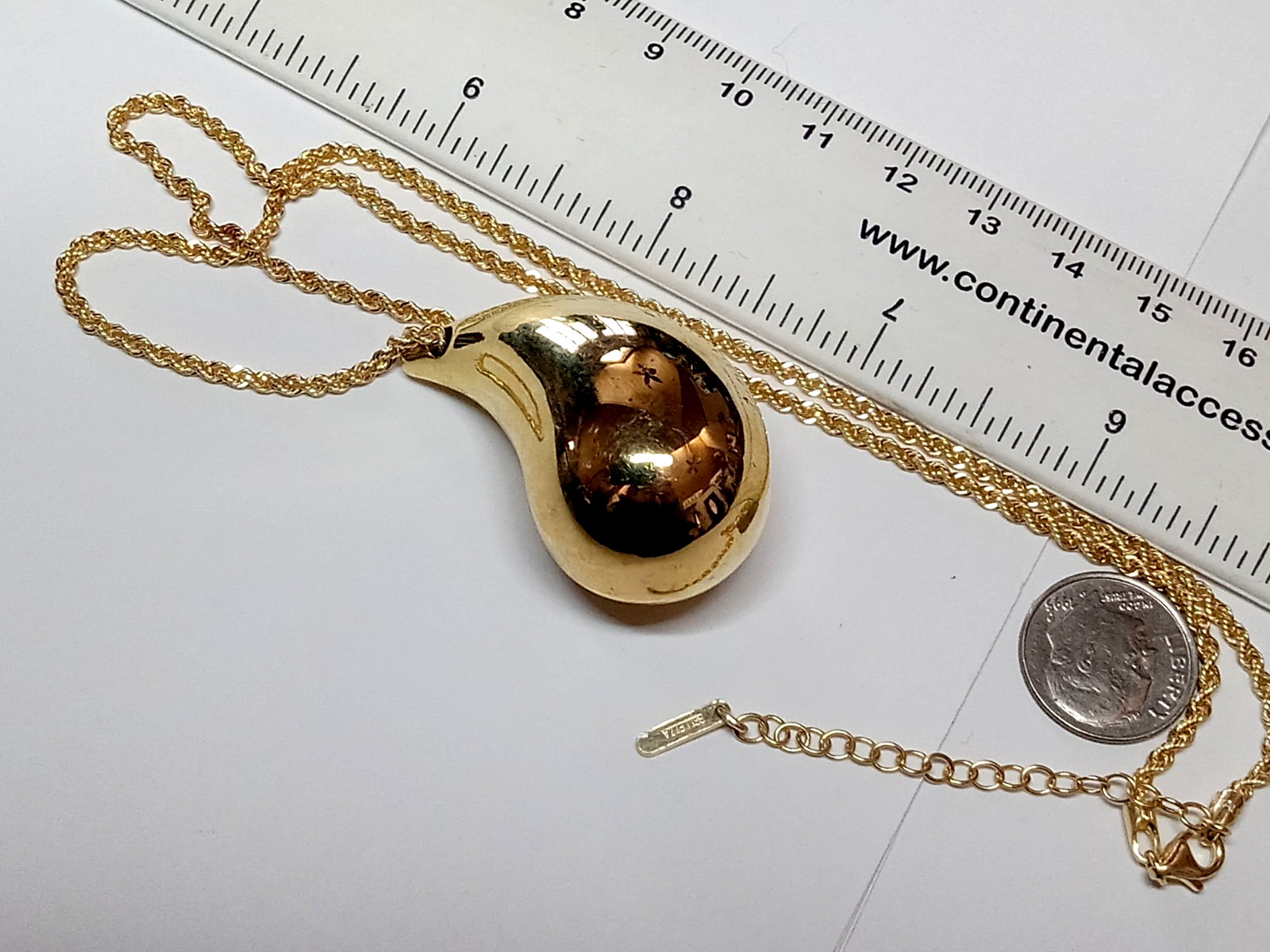 BELLEZZA CN ITALY GOLD TONE ROPE W/ 1 1/2″ TEAR DROP PENDANT 17-18″ NECKLACE