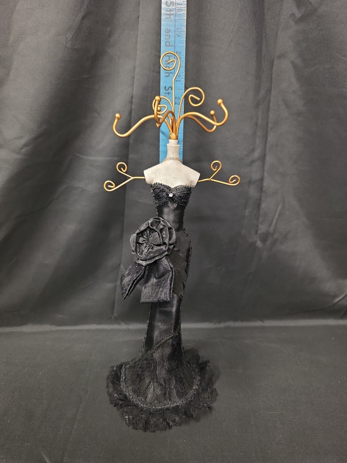 Mannequin Jewlery Holder