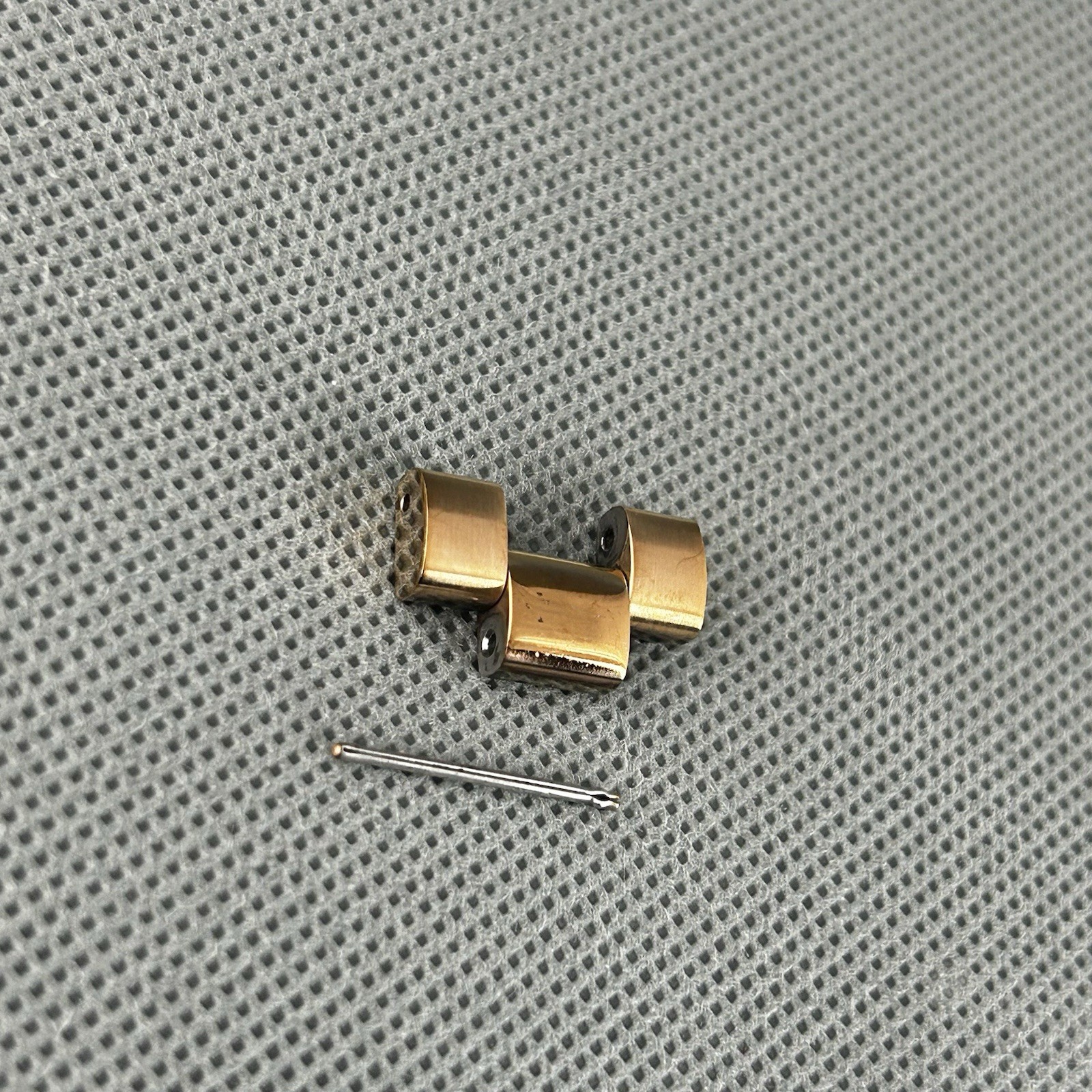 Michael kors Replacement Watch Link Pin MK-5128 R.Gold S.Steel MK5128 20mm Used