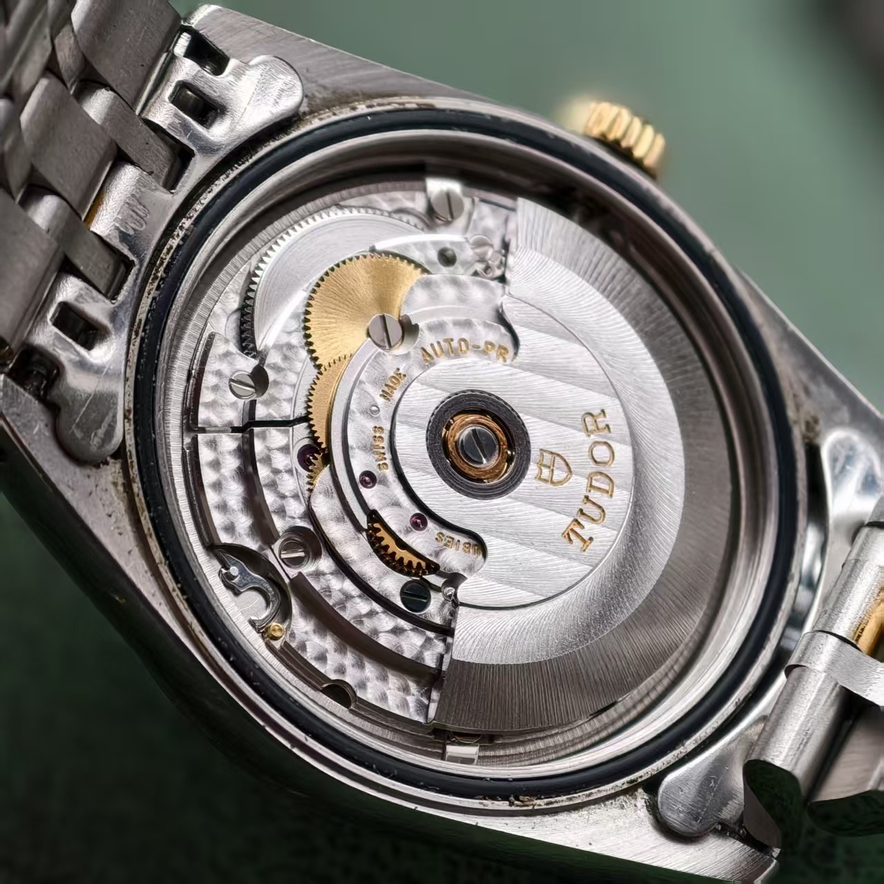 Tudor 10 Graph scale Champagne Dial Prince Date 74033 Men’s Watch Automatic 34mm