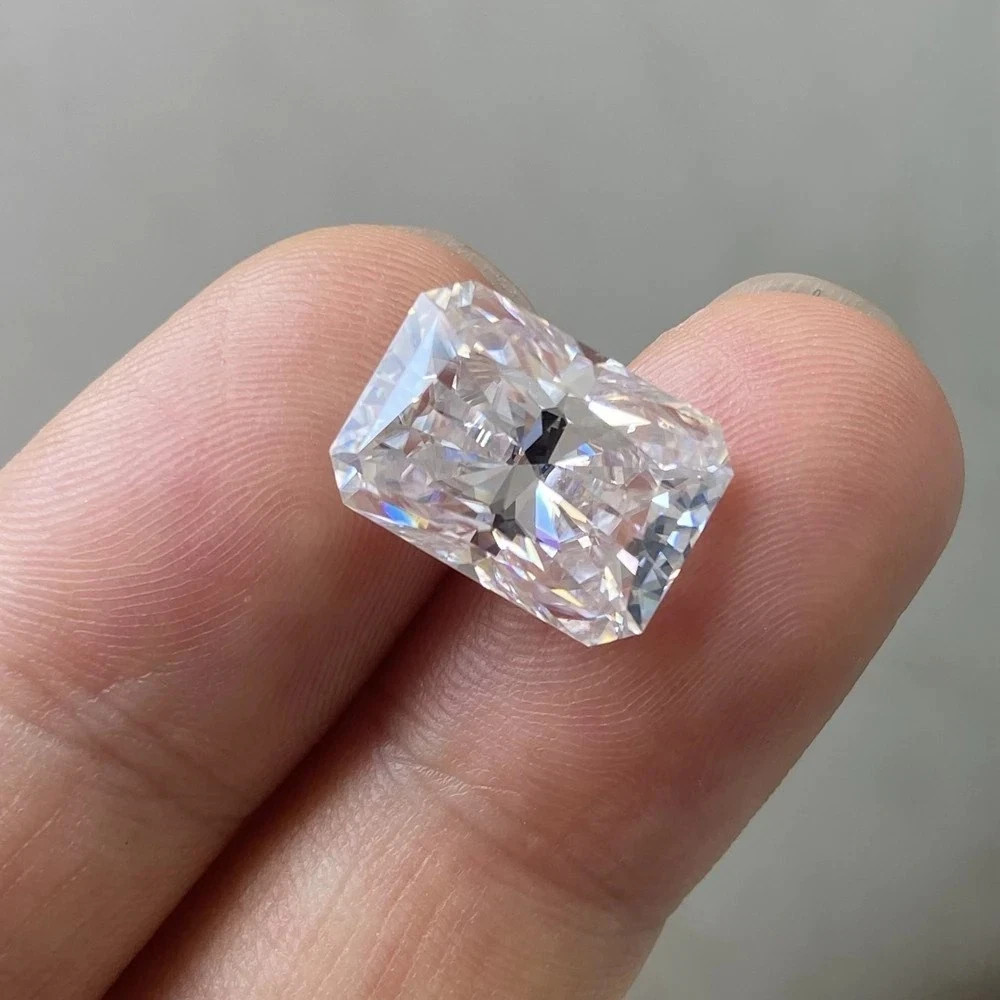 Lab Grown CVD Diamond 1.00 Ct Radiant Cut D Color, VGTL Certified Loose Diamond