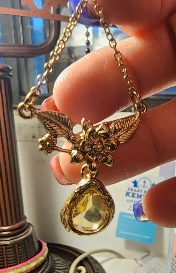 VICTORIAN-CHANDELIER STYLE GOLD-CITRINE CZ EARRINGS