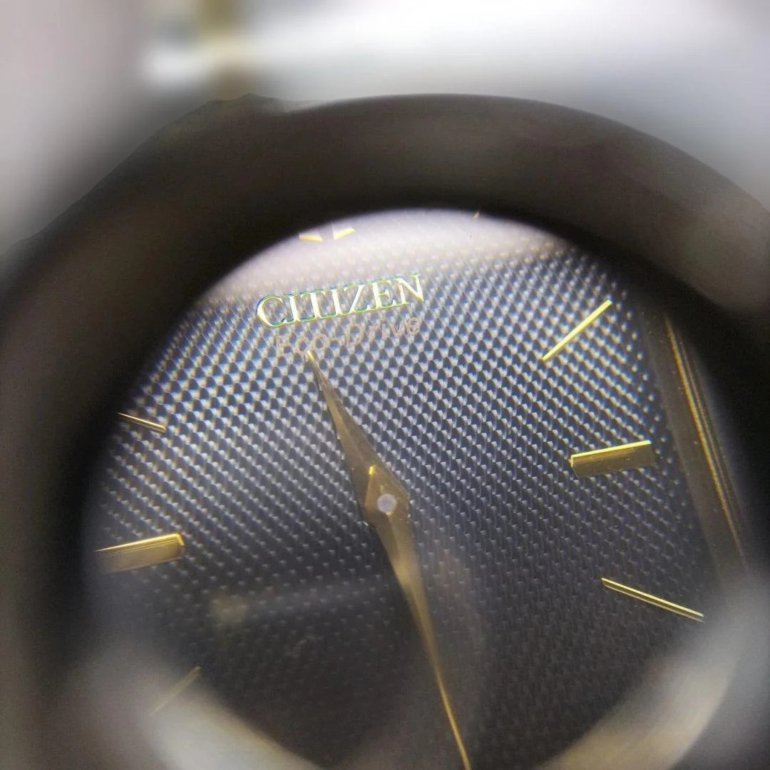 Citizen Eco-drive Mens Watch Stainless Steel Silver Gold Black Dial Tested