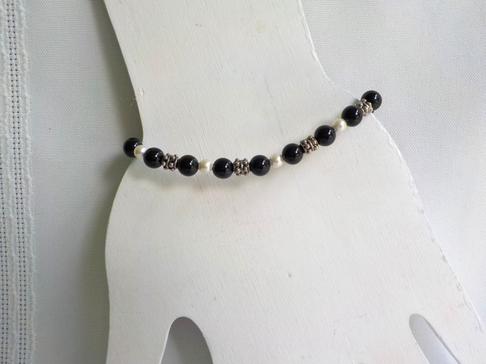 Black White Swirl Bead Bracelet Mix Lot 3 Metal Plastic Glass Faceted Toggle