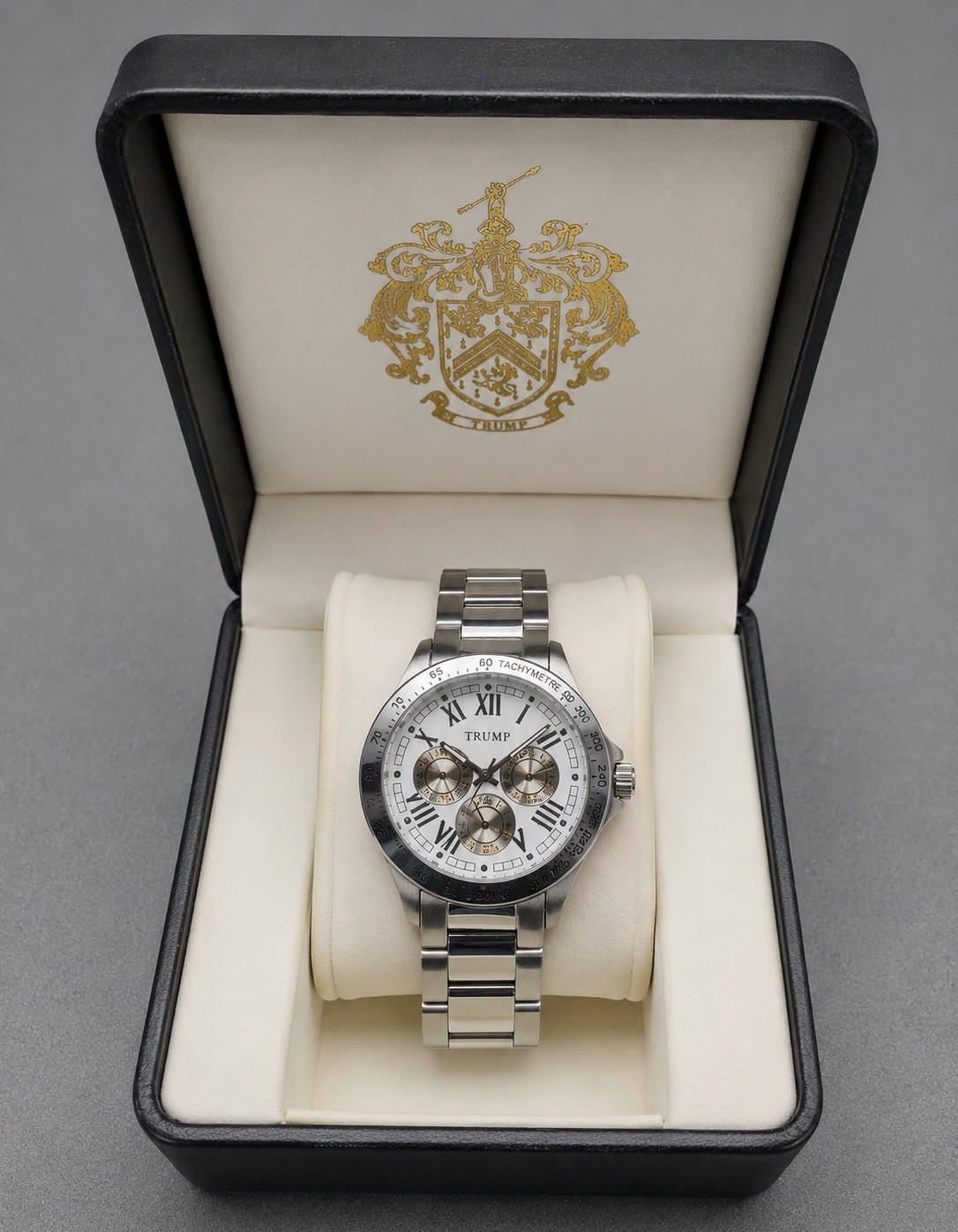 Donald J. Trump Signature Collection TR1073 Watch w/ Original Case Runs No Paper