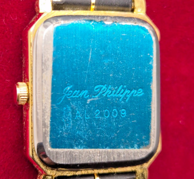 Vintage JEAN PHILIPPE Women’s Gold & Black Detail Quartz Watch-VGC/Working