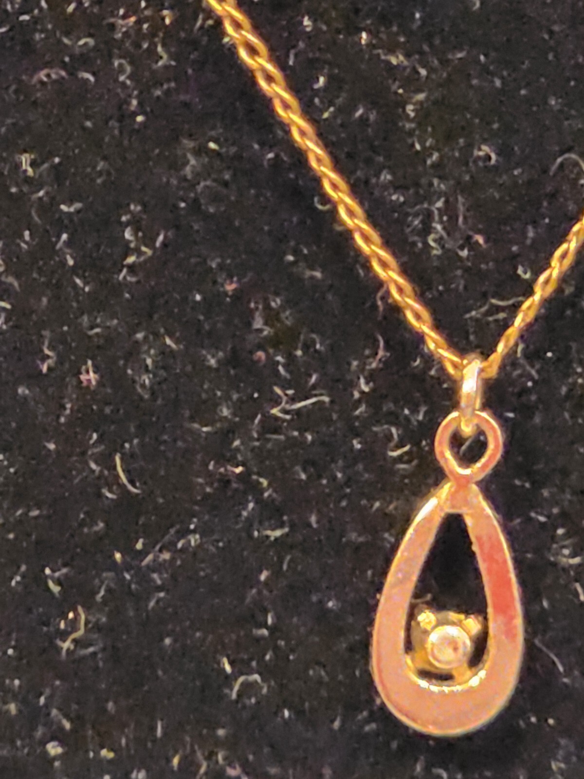 Yellow Gold Necklace 1/2 x 1/4 Inches w/ Stone/Pendant – 19″ Figaro Gold Chain