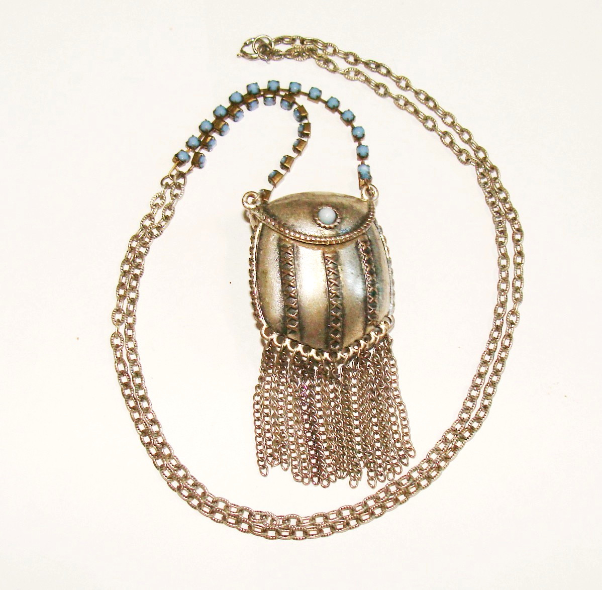 VTG Ethnic Silvertone Blue Bead Compartment Pill Poison Purse Like Necklace 31″