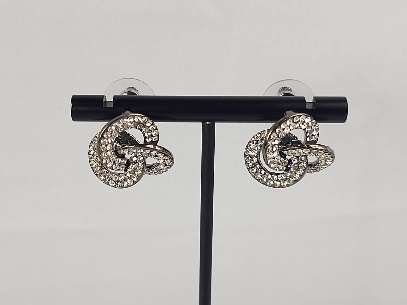 Vtg Pierced Earrings Women’s Costume Jewelry Silver Tone Crystals Tri-Circle
