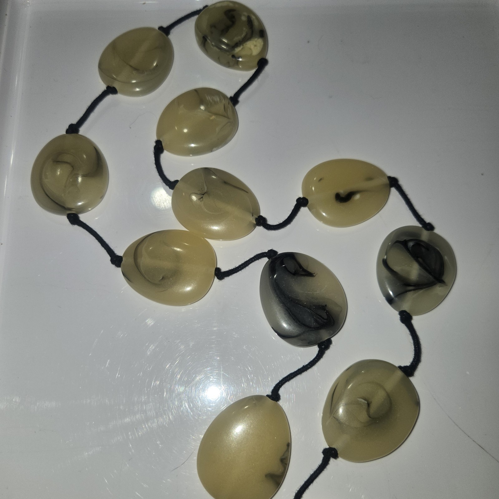 Polished Crackled Agate Necklace Approx 20” Long