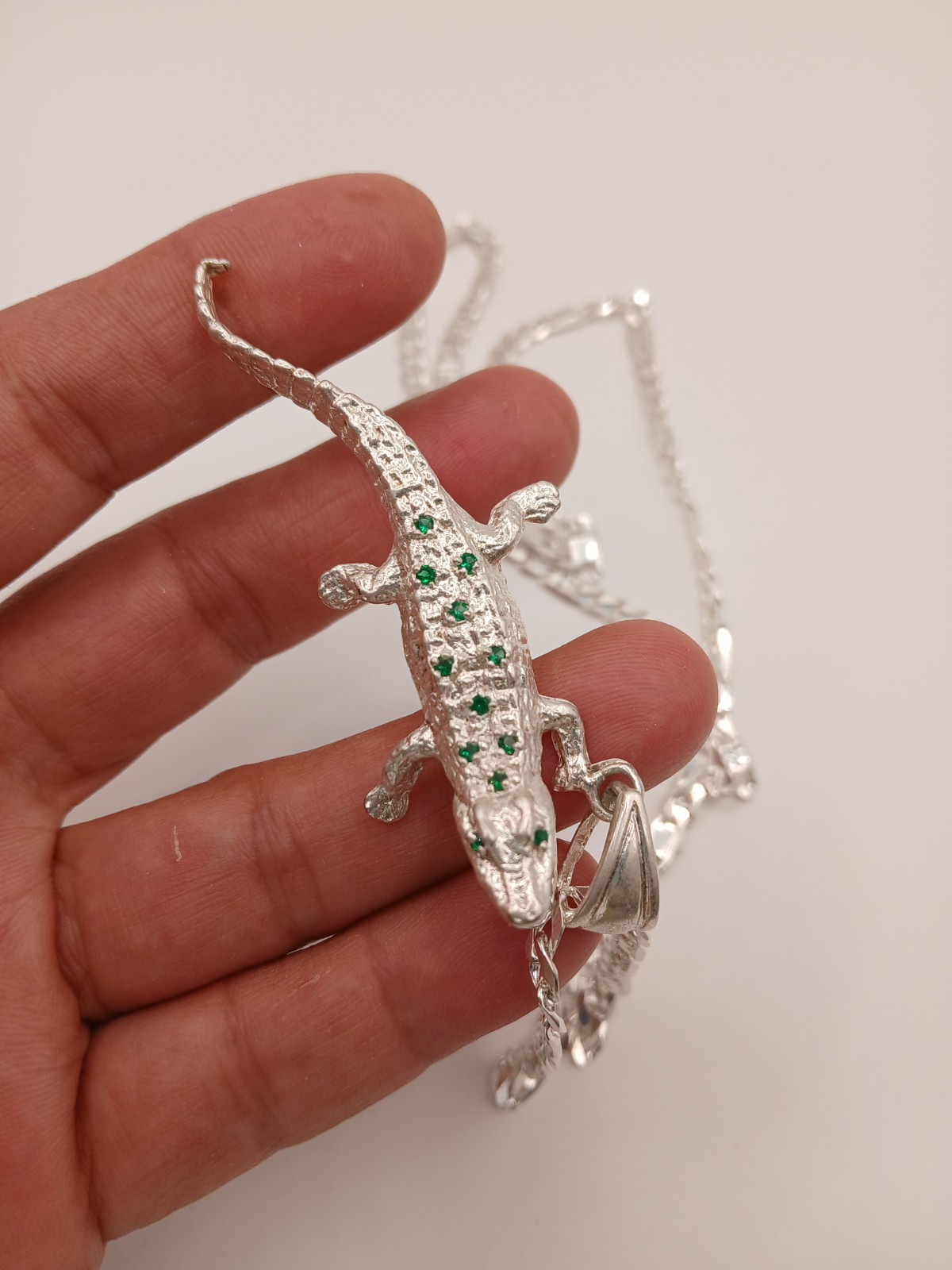 Sterling Silver 925 Figaro Chain Green Stone Lizard 20 in