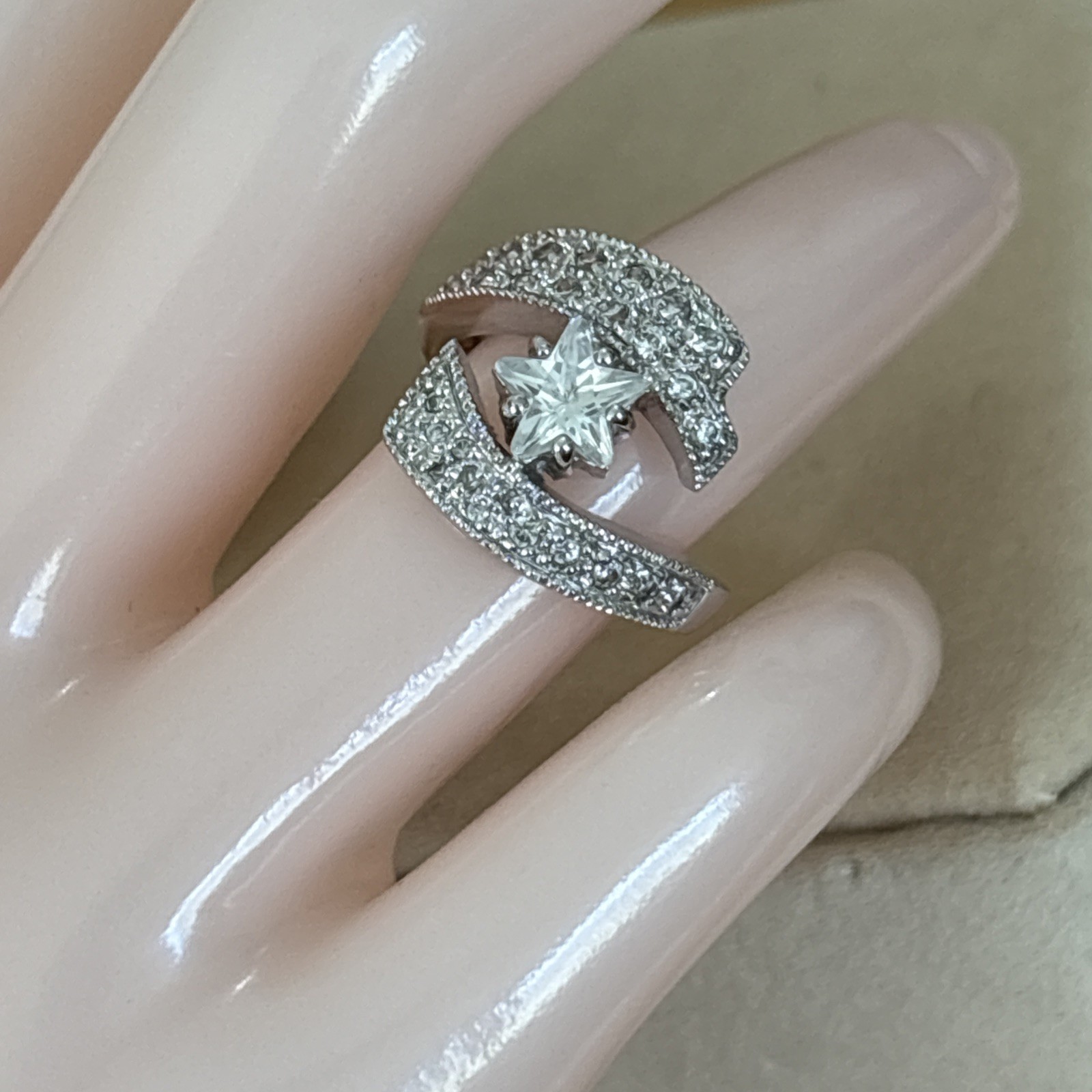 Sterling Silver Palladium Cubic Zirconia Bold Shooting Star Ring Size 6