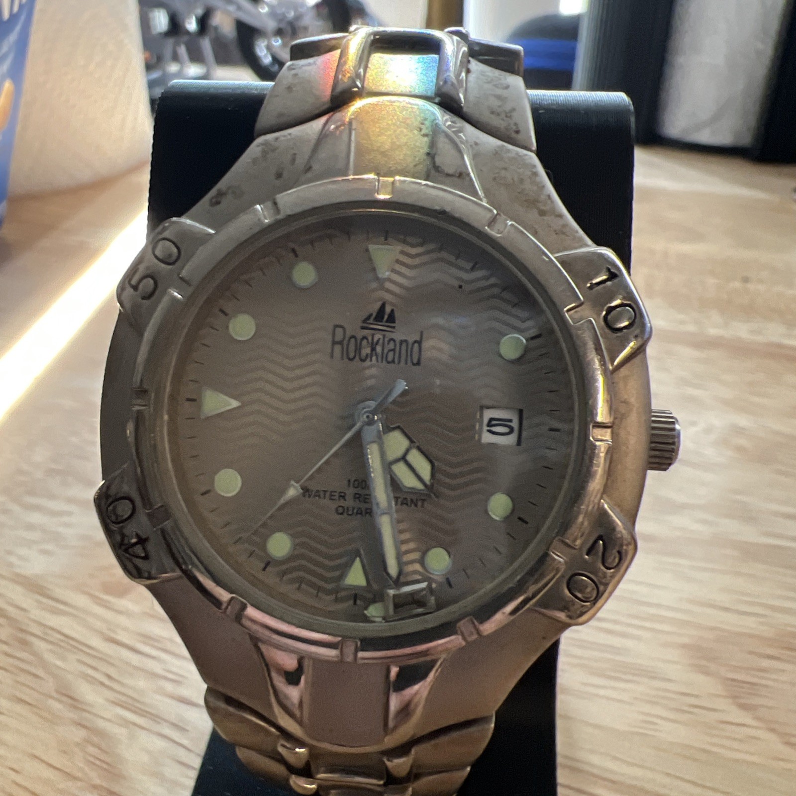 Men’s Stainless Steel Water Resistant Rockland Watch with Date Indicator