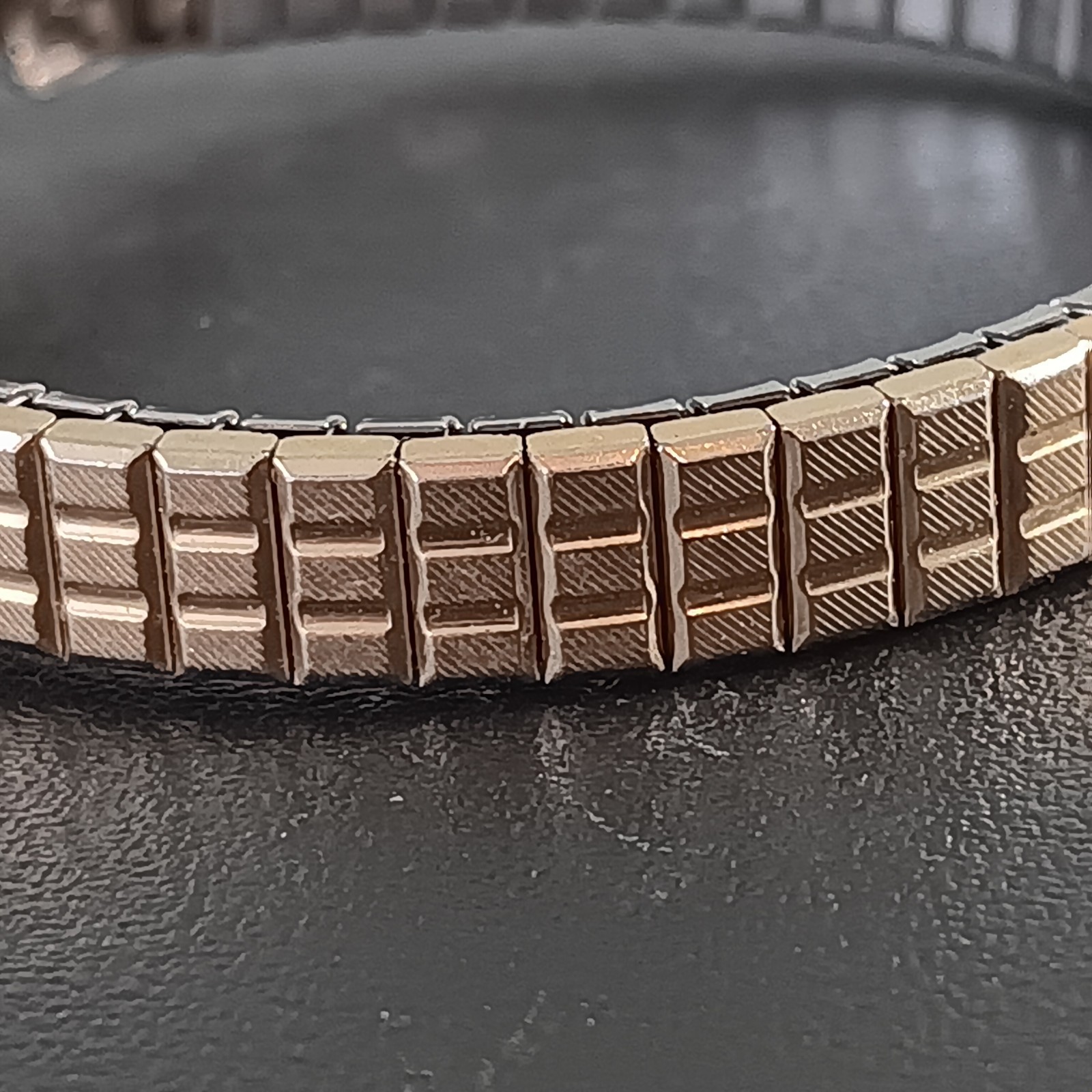 Ladies Hamilton 22J Medallion 10K G.F. Wristwatch W/Domed Crystal (Working)